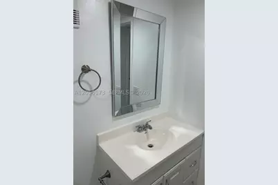 10000 NW 80th #2456, Hialeah Gardens, FL 33016 - Photo 28