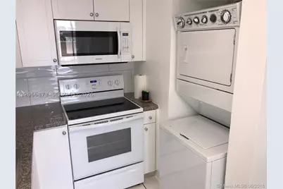 10000 NW 80th #2456, Hialeah Gardens, FL 33016 - Photo 6