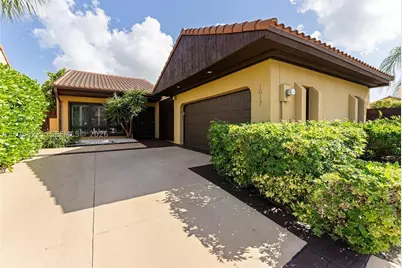 1017 NE 202nd, Miami, FL 33179 - Photo 2
