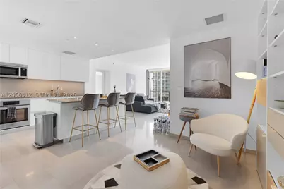 68 SE 6th #1907, Miami, FL 33131 - Photo 6