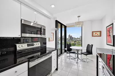 2800 Island #1005, Aventura, FL 33160 - Photo 14
