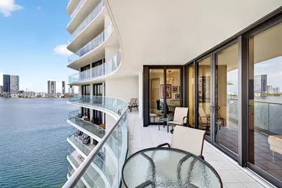 2800 Island #1005, Aventura, FL 33160 - Photo 38