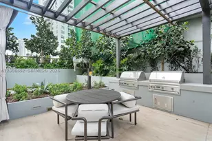 77 SE 5th, Miami, FL 33131 - Photo 28