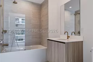 77 SE 5th, Miami, FL 33131 - Photo 20