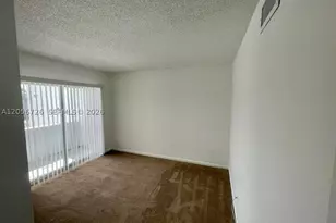 5020 Elmhurst, West Palm Beach, FL 33417 - Photo 10