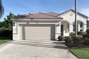 692 Maplewood, Weston, FL 33327 - Photo 1