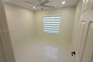 692 Maplewood, Weston, FL 33327 - Photo 14