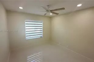 692 Maplewood, Weston, FL 33327 - Photo 12