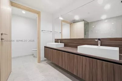 1000 Brickell #3211, Miami, FL 33131 - Photo 20
