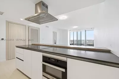 1000 Brickell #3211, Miami, FL 33131 - Photo 6