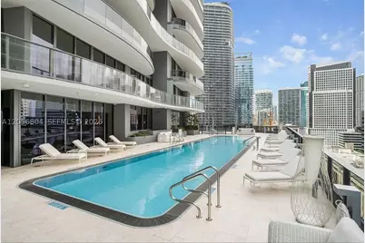 1000 Brickell #3211, Miami, FL 33131 - Photo 68