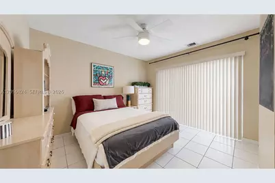 635 NW 97th, Miami, FL 33172 - Photo 16
