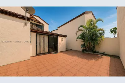 635 NW 97th, Miami, FL 33172 - Photo 18