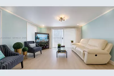 635 NW 97th, Miami, FL 33172 - Photo 8