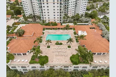20000 E Country Club #416, Aventura, FL 33180 - Photo 2