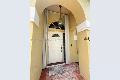 10854 Limeberry, Cooper City, FL 33026 - Photo 8