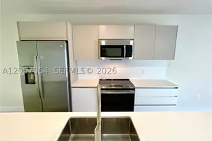 2555 NE 193rd, Miami, FL 33180 - Photo 4