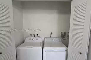 9357 Fontainebleau, Miami, FL 33172 - Photo 10