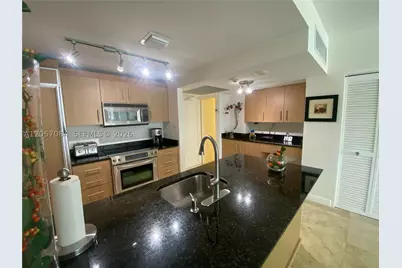 10275 Collins #215, Bal Harbour, FL 33154 - Photo 6