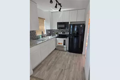 3048 E Sunrise Lakes #421, Sunrise, FL 33322 - Photo 1