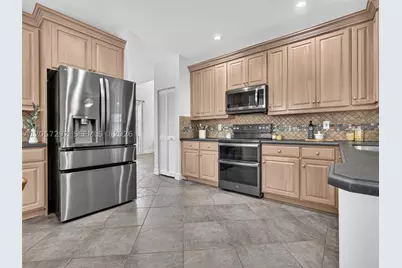 1012 Cedar Falls, Weston, FL 33327 - Photo 2