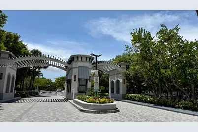 329 Poinciana #909, Sunny Isles Beach, FL 33160 - Photo 26