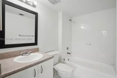816 NW 11th #402, Miami, FL 33136 - Photo 10