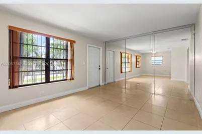 3220 E 8th, Hialeah, FL 33013 - Photo 12