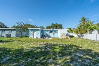 1207 Chateau Park, Fort Lauderdale, FL 33311 - Photo 20