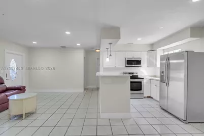 1207 Chateau Park, Fort Lauderdale, FL 33311 - Photo 6