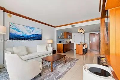 6801 Collins #1020 Door 1006 Leal, Miami Beach, FL 33141 - Photo 10