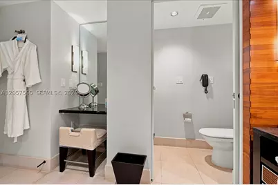 6801 Collins #1020 Door 1006 Leal, Miami Beach, FL 33141 - Photo 16