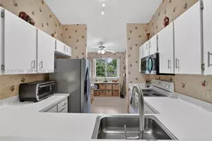 7449 N Devon, Tamarac, FL 33321 - Photo 6