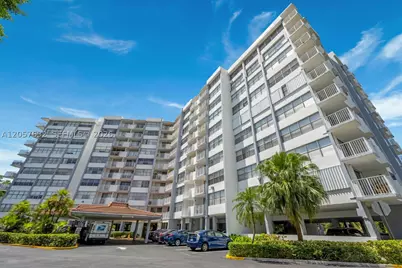 1300 NE Miami Gardens #621E, Miami, FL 33179 - Photo 2
