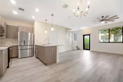 4733 NW 83rd, Doral, FL 33166 - Photo 6