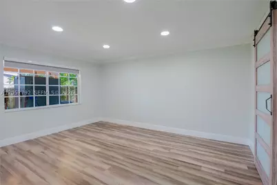 6320 NW 199th, Hialeah, FL 33015 - Photo 24