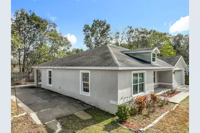 608 Masters, Wildwood, FL 34785 - Photo 2