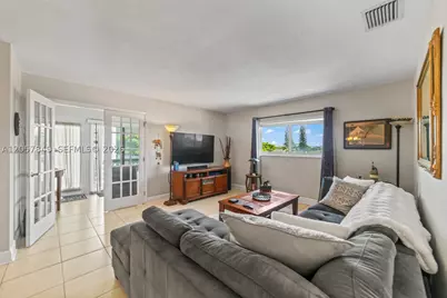 1818 Rodman #4A, Hollywood, FL 33020 - Photo 8