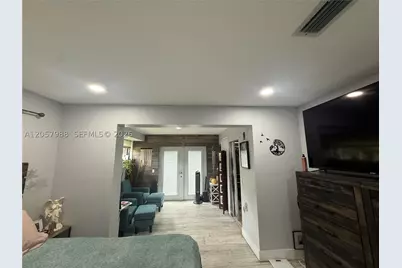 701 SW 4th, Hallandale Beach, FL 33009 - Photo 36