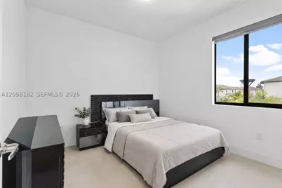 15725 SW 136th, Miami, FL 33196 - Photo 28