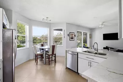 2412 SW 164th, Miramar, FL 33027 - Photo 6