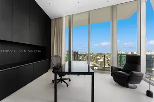 300 Biscayne Blvd, Miami, FL 33131 - Photo 12