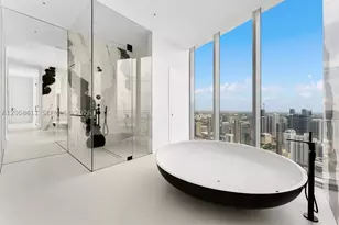 300 Biscayne Blvd, Miami, FL 33131 - Photo 8