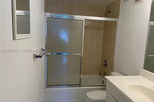 400 Kings Point, Sunny Isles Beach, FL 33160 - Photo 10
