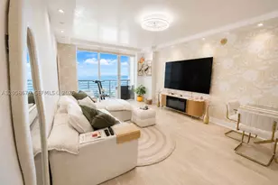 325 S Biscayne, Miami, FL 33131 - Photo 8