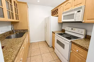 1301 SW 135th, Pembroke Pines, FL 33027 - Photo 4