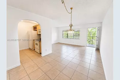 1301 SW 135th #406J, Pembroke Pines, FL 33027 - Photo 2
