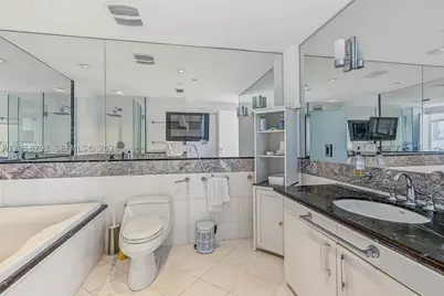 540 West #513, Miami Beach, FL 33139 - Photo 10