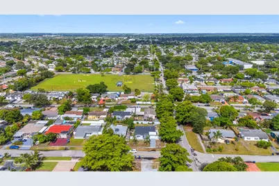 840 N 70th, Hollywood, FL 33024 - Photo 40