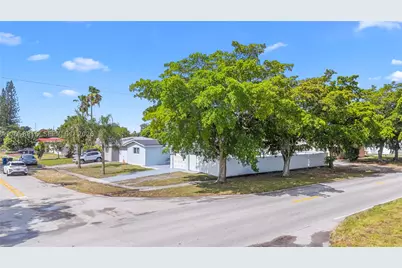 840 N 70th, Hollywood, FL 33024 - Photo 42